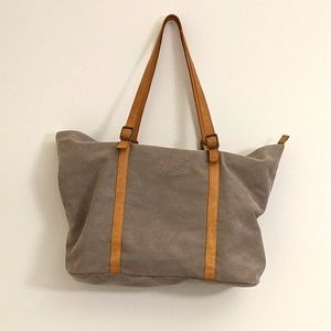 Hearth & Hand with Magnolia Shoulder/Overnight Bag